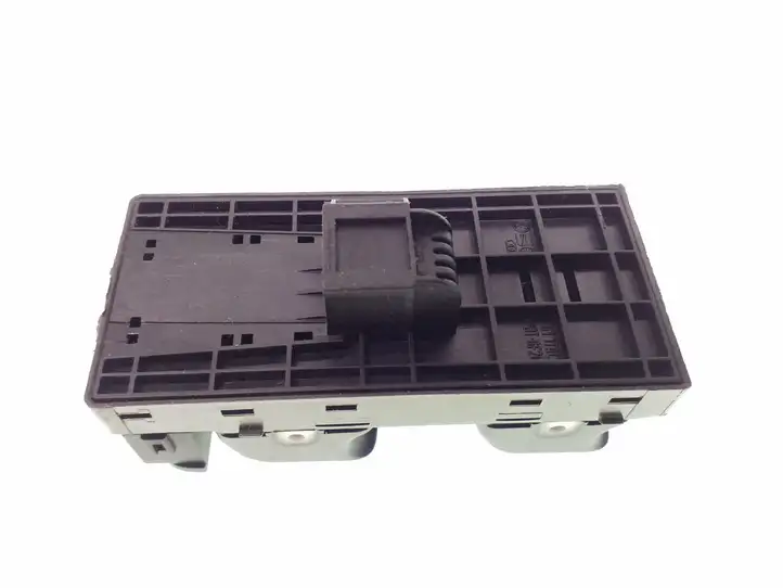 Audi A4 S4 B8 8K (2007 - 2011) 8K0959851D Кнопка стеклоподъемников — фото 3