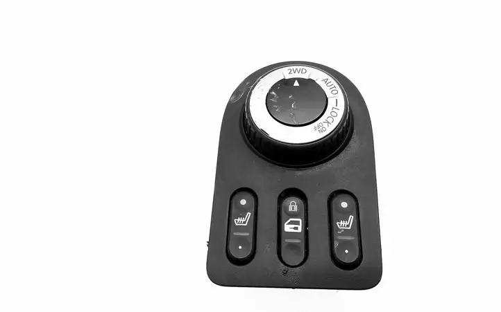 Nissan Qashqai (2006 - 2010) 96912JD61A Включатель блокировки дифференциалов — фото 1