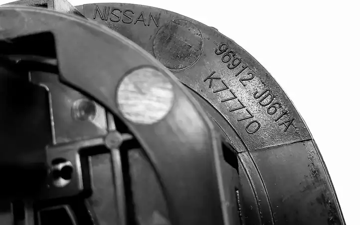 Nissan Qashqai (2006 - 2010) 96912JD61A Включатель блокировки дифференциалов — фото 2