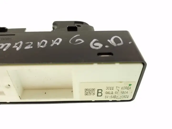 Mazda 6 (2012 - 2015) GKL166380A Кнопка стеклоподъемников — фото 2
