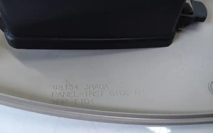 Nissan Leaf II (ZE1) (2017 - ) 681343NA0A Отделка внутренней панели салона — фото 2