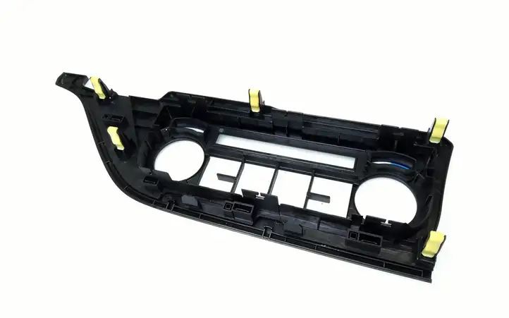 Toyota Auris E180 (2012 - 2018) Отделка блока климат-контроля — фото 4