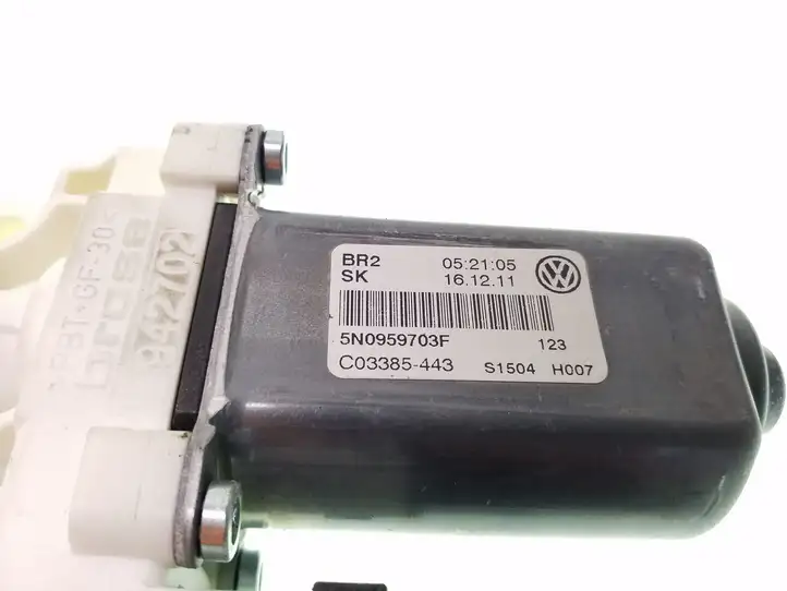 Volkswagen Tiguan (2007 - 2011) 5N0959703F Стеклоподъемник задней двери — фото 3