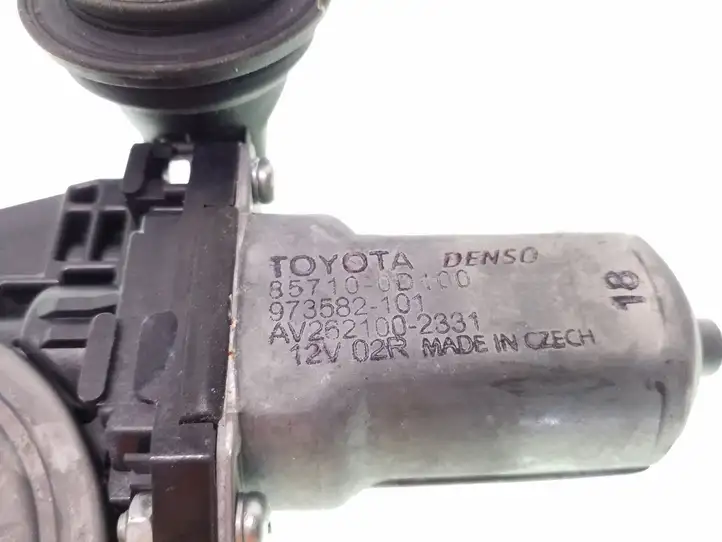 Toyota Auris 150 (2006 - 2012) 857100D100 Стеклоподъемник задней двери — фото 3