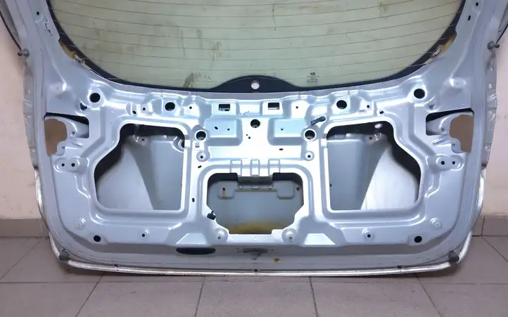 Hyundai ix35 (2009 - 2013) Крышка багажника — фото 3