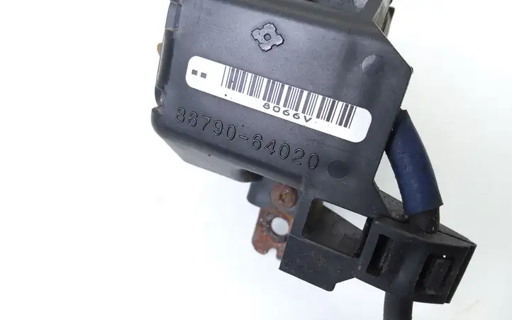Toyota Corolla Verso AR10 (2004 - 2009) 8679064020 Камера в переднем бампере — фото 2