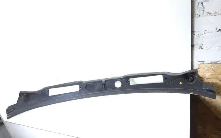 BMW 3 E90 E91 (2005 - 2012) 15677210 Жабо стеклоочистителей — фото 3