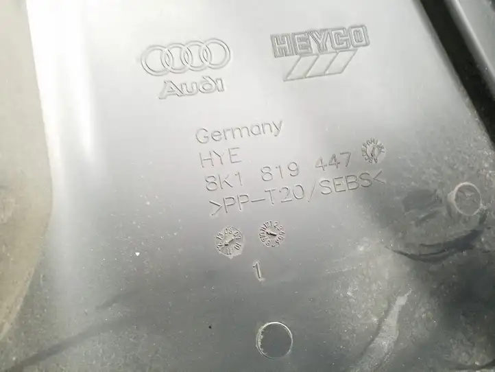 Audi A5 8T 8F (2011 - 2016) 8K1819447 Жабо стеклоочистителей — фото 3