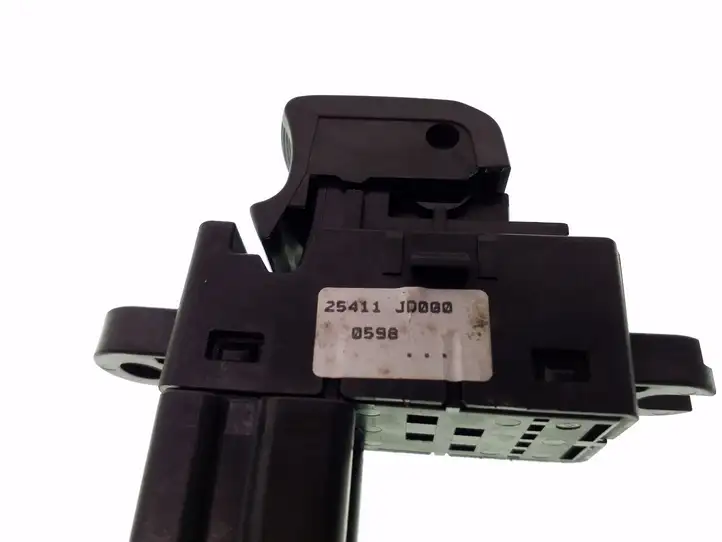 Nissan Qashqai (2010 - 2013) 25411JD000 Блок кнопок стеклоподъемников — фото 4