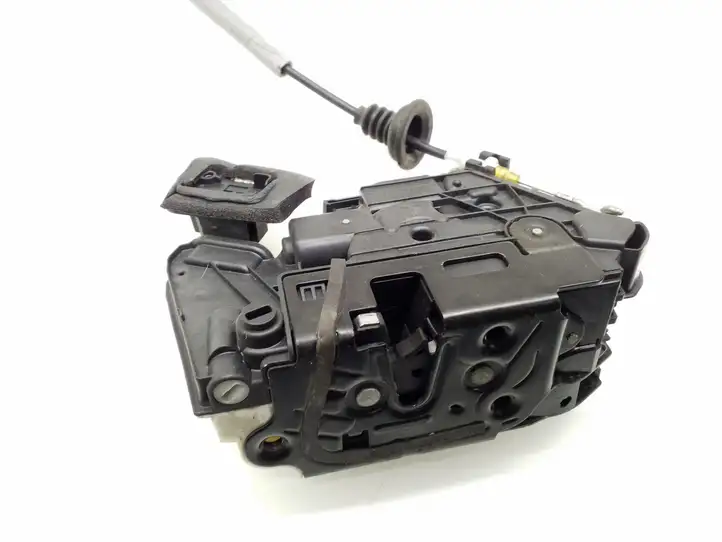 Volkswagen Polo V 6R (2009 - 2015) 6R4839015A Замок задней двери — фото 2