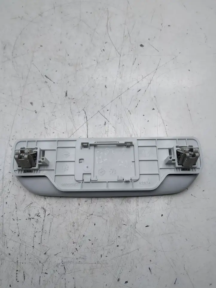 Peugeot 508 (2010 - 2014) 9801251677 Потолочная ручка задняя — фото 3