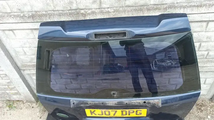 Land Rover Freelander 2 - LR2 (2006 - 2010) Крышка багажника — фото 4