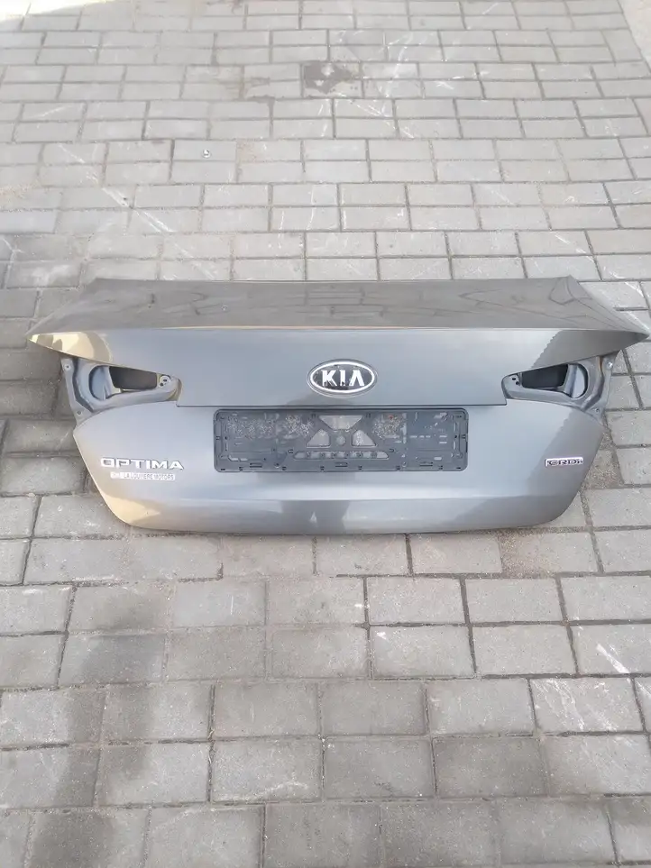 Kia Optima (2010 - 2013) Крышка багажника — фото 1