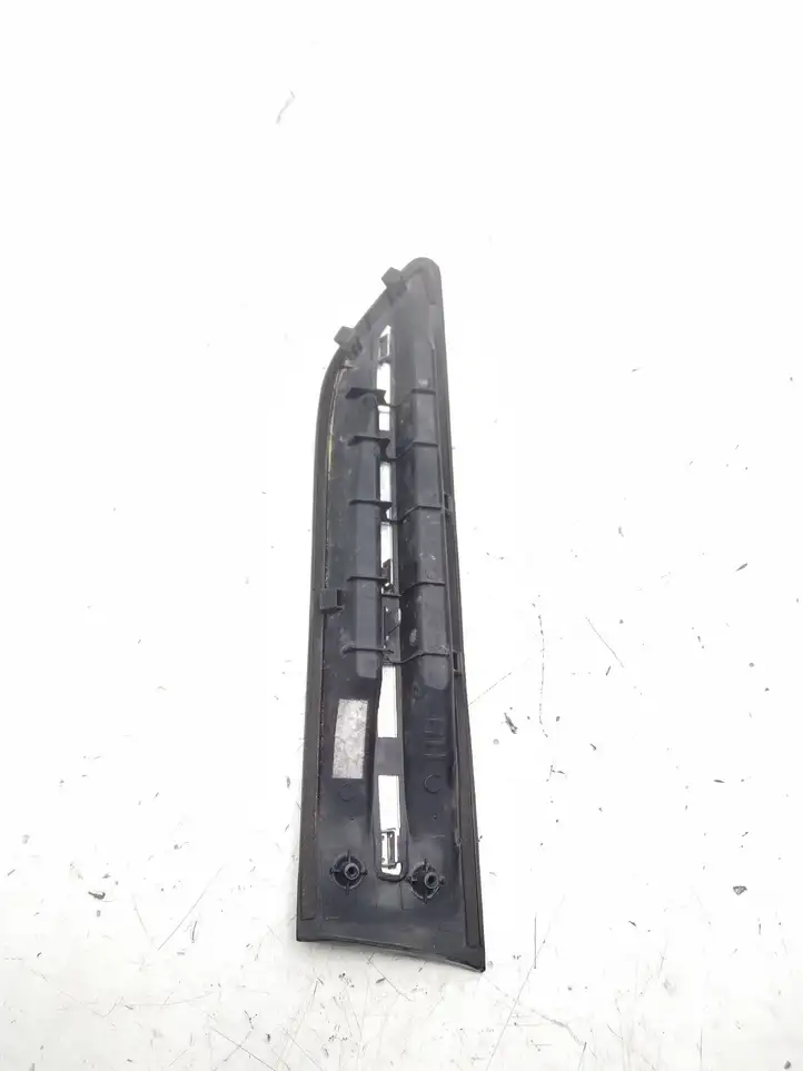 Kia Optima (2010 - 2013) 877722T000 Решетка в крыле — фото 2