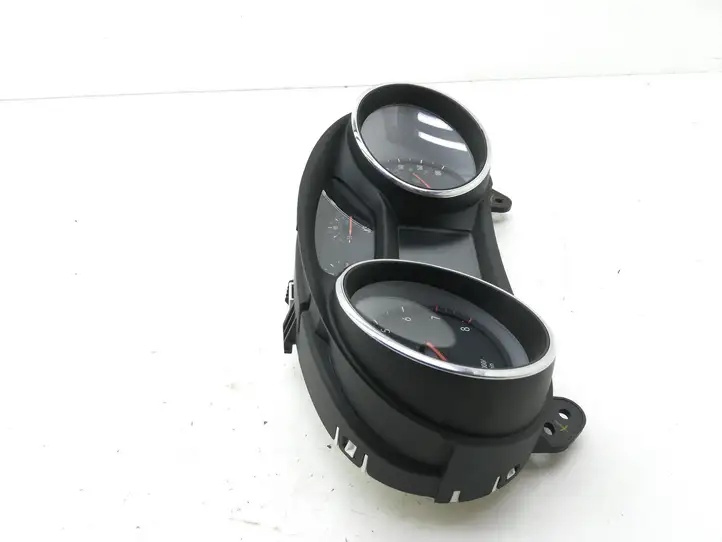 Opel Astra (2015 - 2020)  39102854 Спидометр (приборный щиток)