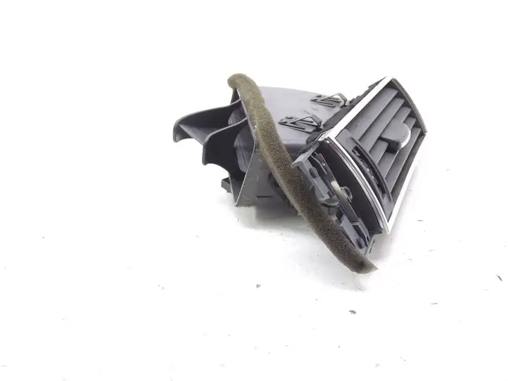 Audi A6 S6 C6 4F (2004 - 2008) 4F1820902B Боковой воздушный дефлектор — фото 2