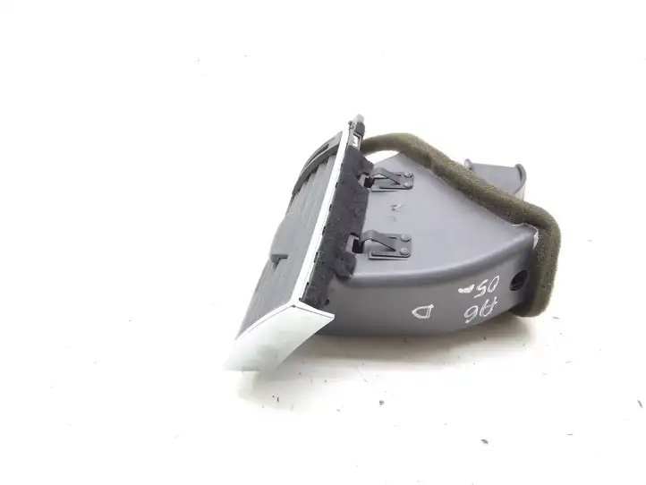 Audi A6 S6 C6 4F (2004 - 2008) 4F1820902B Боковой воздушный дефлектор — фото 4