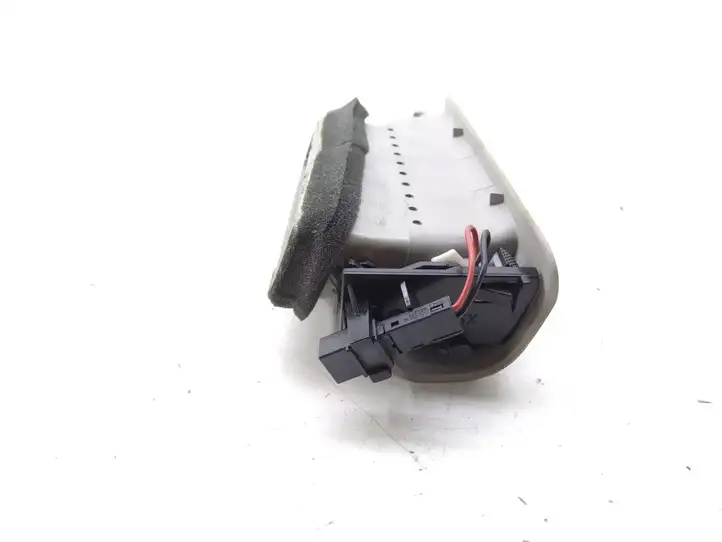 Audi A6 S6 C6 4F (2004 - 2008) 4F0819383A Боковой воздушный дефлектор — фото 4