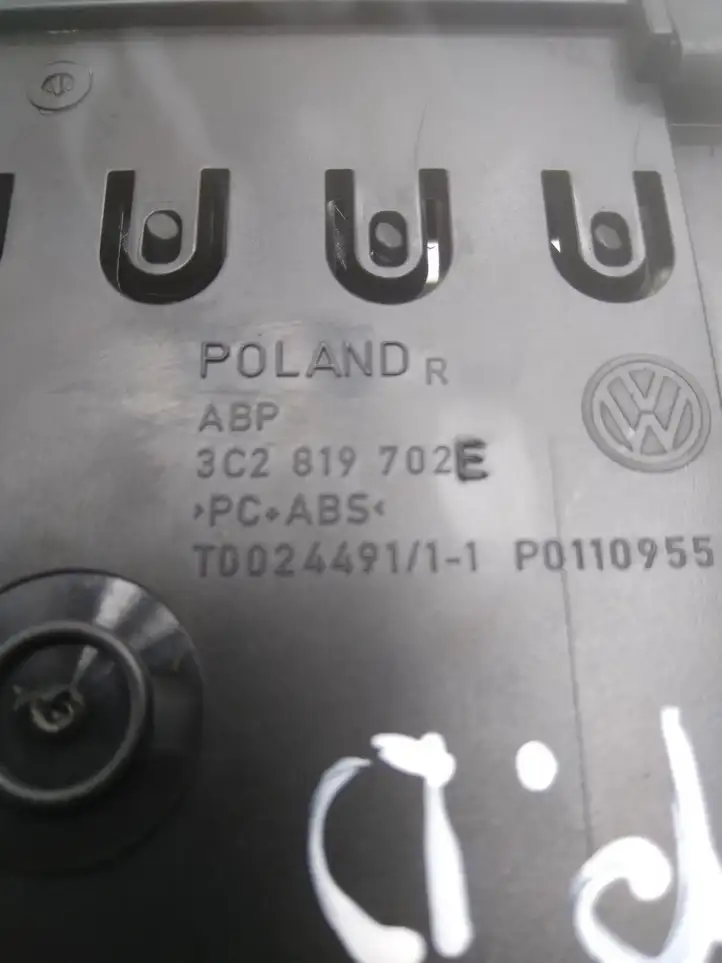 Volkswagen PASSAT CC (2008 - 2012) 3C2819702 Боковой воздушный дефлектор — фото 2