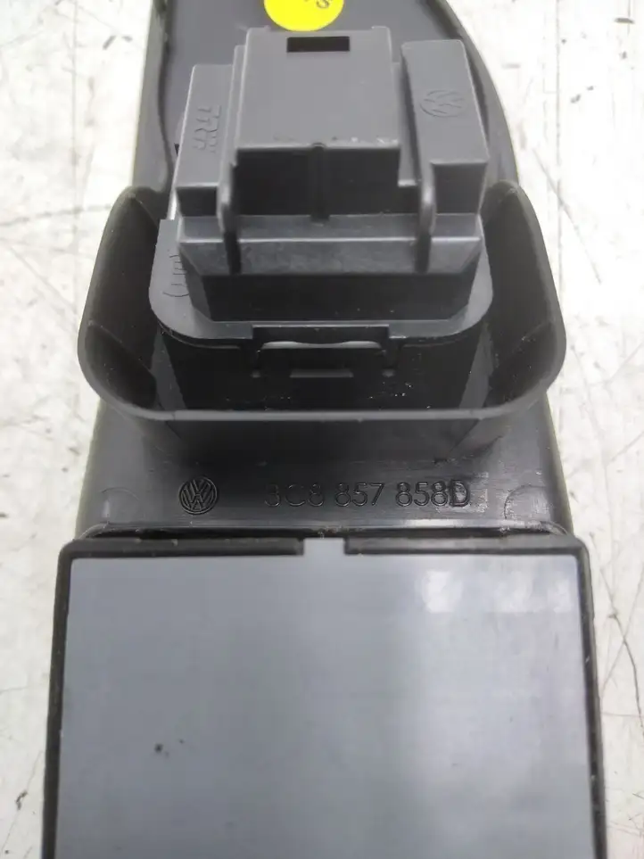 Volkswagen PASSAT CC (2008 - 2012) 3C8857858D Кнопка стеклоподъемников — фото 2