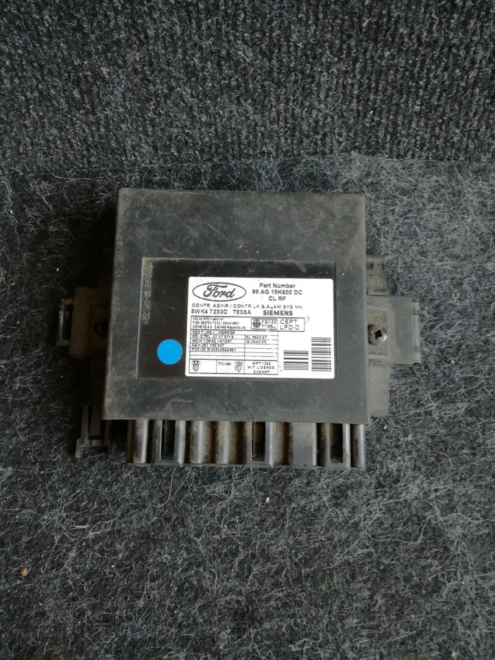 Ford Focus (1998 - 2004) 98AG15K600DC Модуль комфорта — фото 1