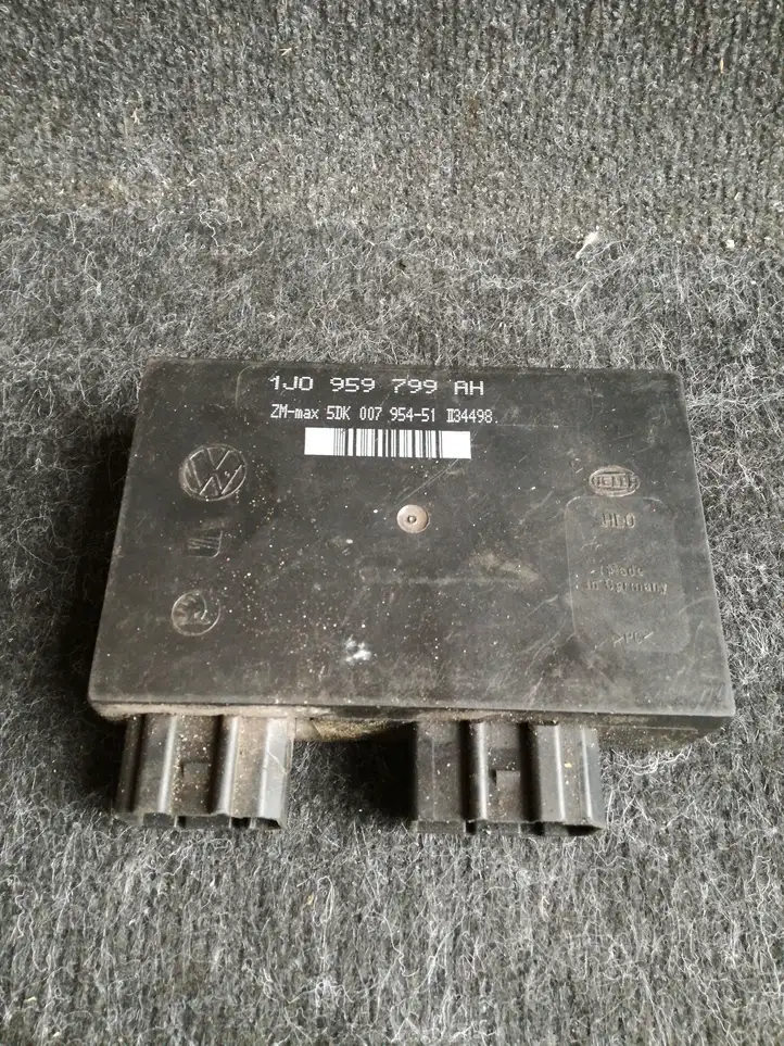 Skoda Octavia Mk1 (1U) (1996 - 2004) 1J0959799AH Модуль комфорта — фото 1