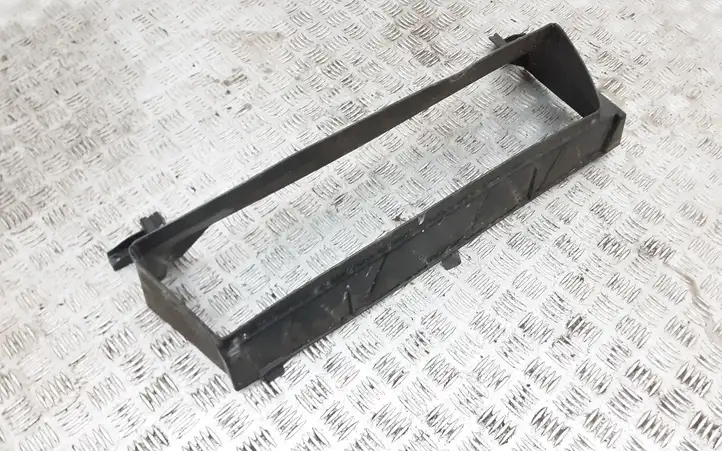Volvo V50 (2004 - 2008) 30678473 Дефлектор воздуха — фото 1