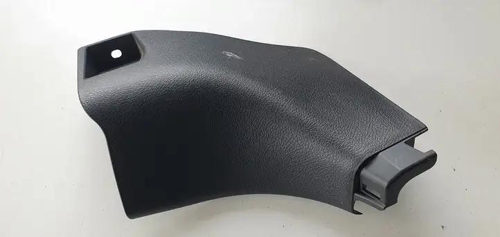 Toyota Yaris (2012 - 2014) Внутренняя отделка переднего порога — фото 4
