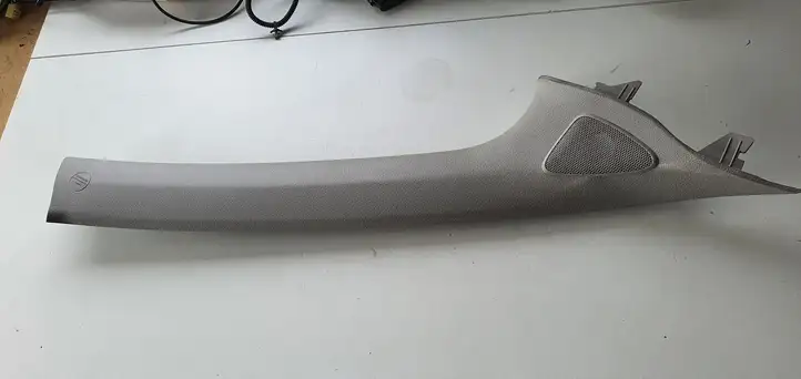 Toyota Yaris (2012 - 2014) Обшивка стойки A — фото 1