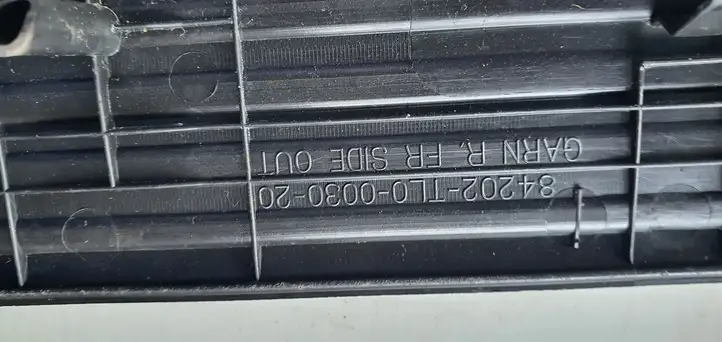 Honda Accord (2008 - 2016) Внутренняя отделка переднего порога — фото 6