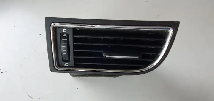 Skoda Superb B6 (3T) (2008 - 2015) Боковой воздушный дефлектор — фото 4
