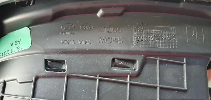 Hyundai i30 (2012 - 2015) Боковой воздушный дефлектор — фото 8