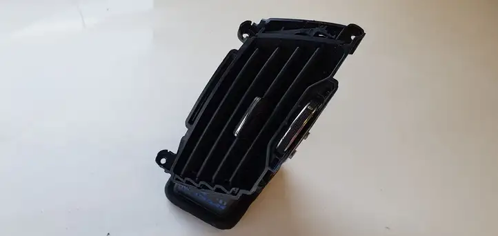 Kia Sportage (2010 - 2014) Боковой воздушный дефлектор — фото 4