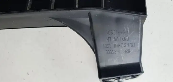 Hyundai ix35 (2009 - 2013) Направляющая стекла передней двери — фото 4