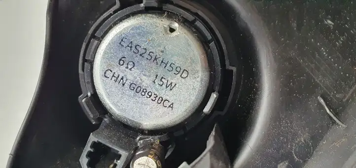 Honda Accord (2008 - 2016) Накладка стекла передней двери — фото 8
