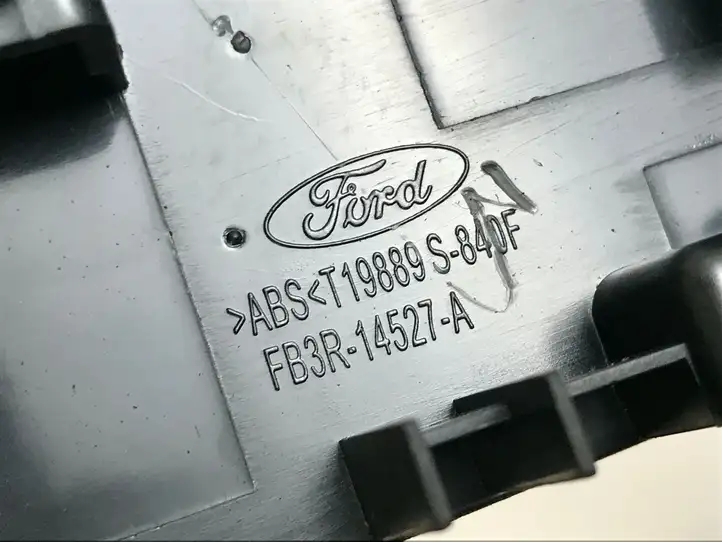 Ford Mustang VI (2015 - ) FB3R14527A Накладка кнопки стеклоподъемника — фото 3