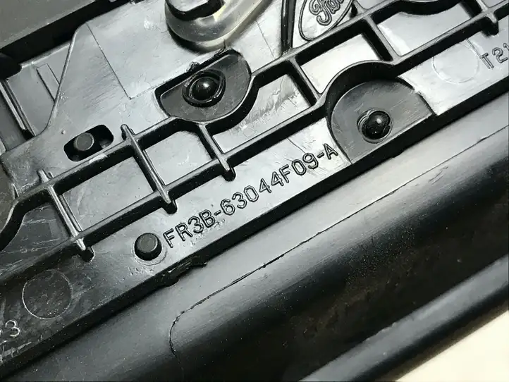 Ford Mustang VI (2015 - ) FR3B63044F09A Отделка внутренней панели салона — фото 5