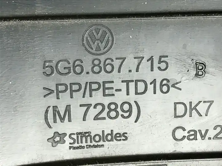 Volkswagen Golf VII (2013 - 2019) 5G6867715B Обшивка багажника — фото 3
