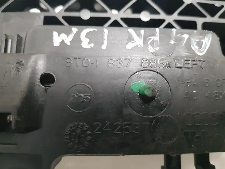 Audi A4 S4 B8 8K (2011 - 2015) 8T01837885A Наружная ручка двери — фото 4