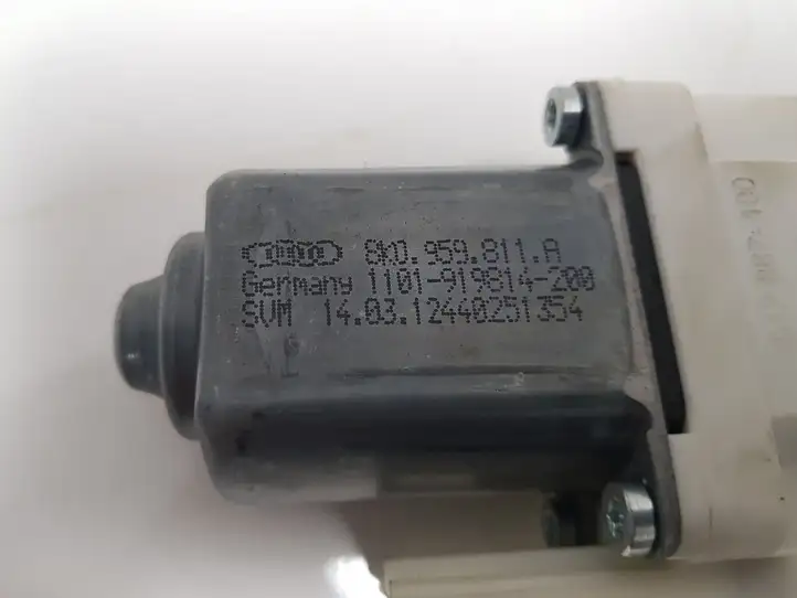 Audi A4 S4 B8 8K (2011 - 2015) 8K0959811A Стеклоподъемник задней двери — фото 3