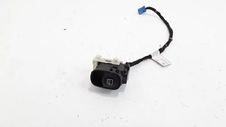 Mercedes-Benz C W203 (2000 - 2007) A2038200210 Блок кнопок стеклоподъемников — фото 1