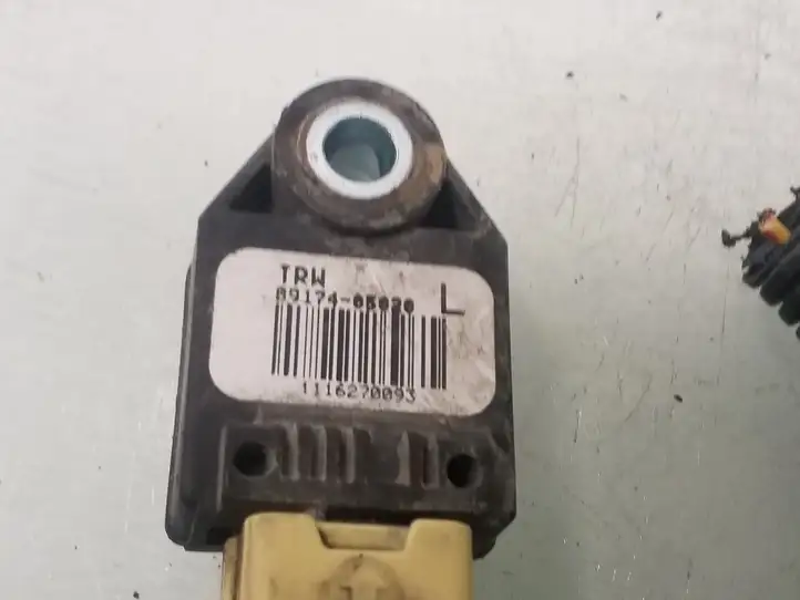 Toyota Avensis T250 (2003 - 2006) 8917405020 Датчик удара SRS — фото 2