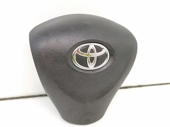 Toyota Auris 150 (2006 - 2012) E9TA6122873 Подушка безопасности руля — фото 1