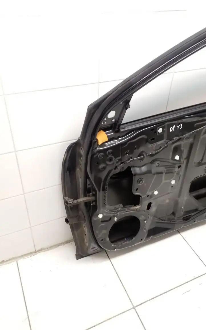 Toyota Avensis T250 (2003 - 2006) Дверь — фото 7