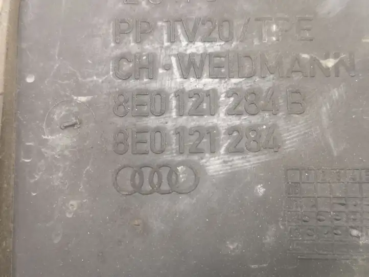 Audi A4 S4 B6 8E 8H (2000 - 2006) 8E0121284B Дефлектор воздуха — фото 3