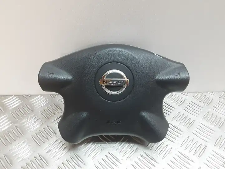 Nissan X-Trail T30 (2001 - 2007) Подушка безопасности руля — фото 1