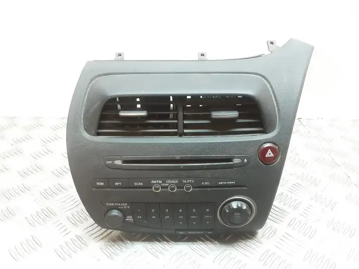 Honda Civic (2006 - 2011) 39100SMGE016M1 Магнитола / мультимедийная система — фото 1