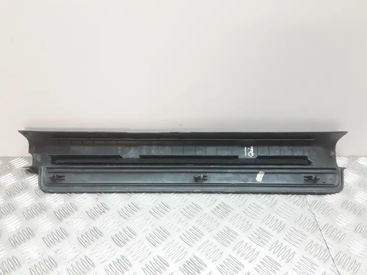 Toyota Avensis T250 (2006 - 2009) 6791405050 Внутренняя отделка переднего порога — фото 2