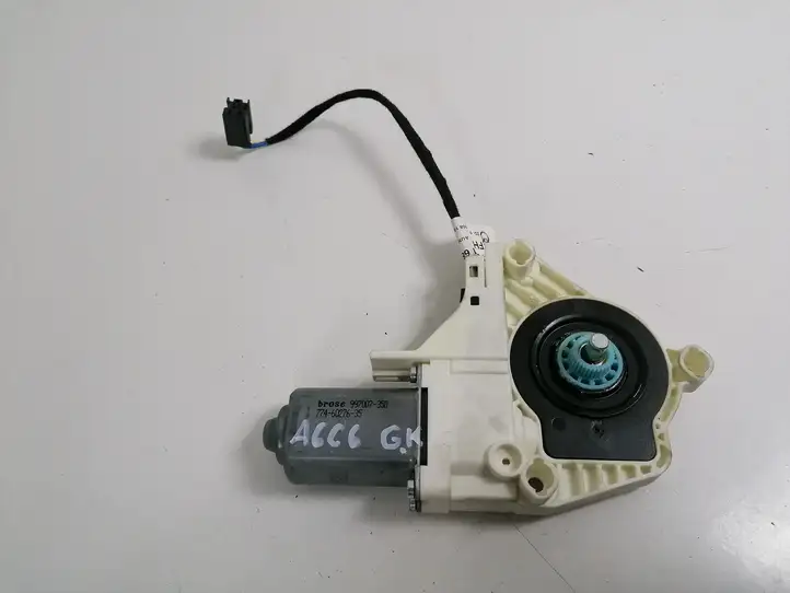 Audi A6 S6 C6 4F (2008 - 2011) 8K0959811B Стеклоподъемник задней двери — фото 1