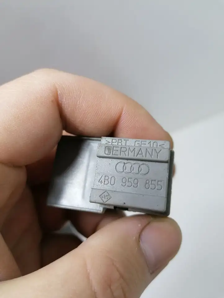 Audi A6 S6 C5 4B (2001 - 2004) 4B0959855 Кнопка стеклоподъемников — фото 2